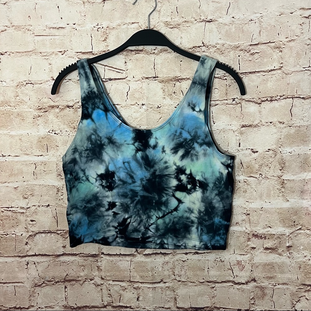 PINK Victoria’s Secret blue tie dye crop tank top size medium